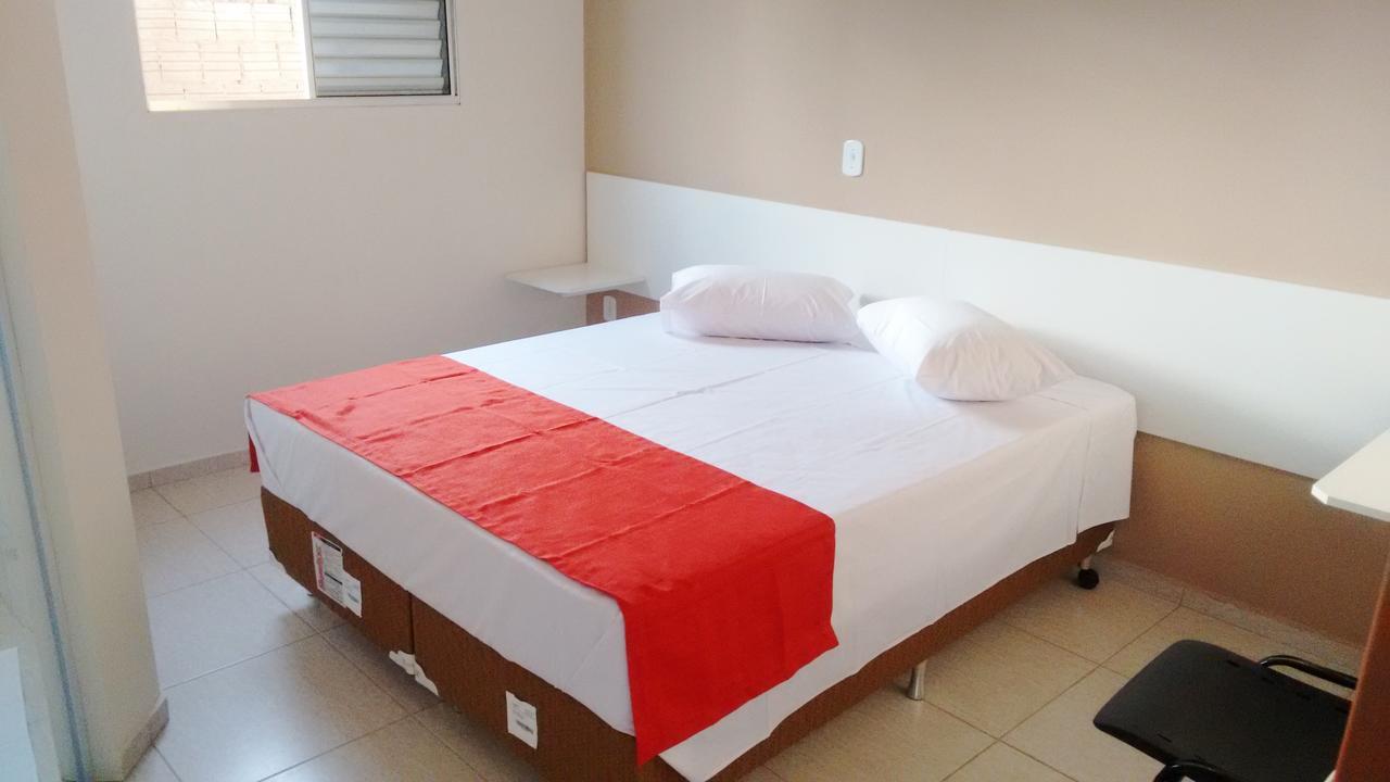 Casas Novas Hotel Penápolis Kültér fotó
